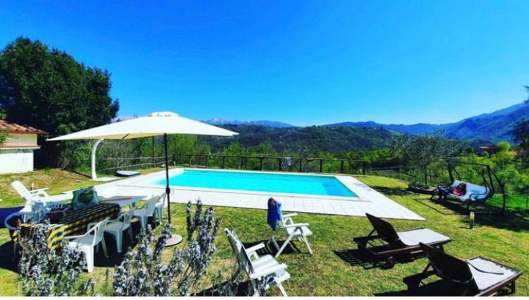 Le Apuane Pension Mezzana  Buitenkant foto