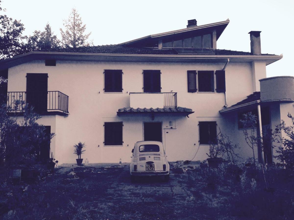 Le Apuane Pension Mezzana  Buitenkant foto