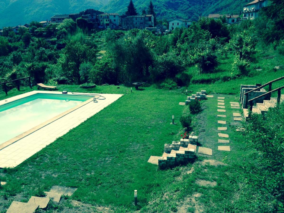 Le Apuane Pension Mezzana  Buitenkant foto