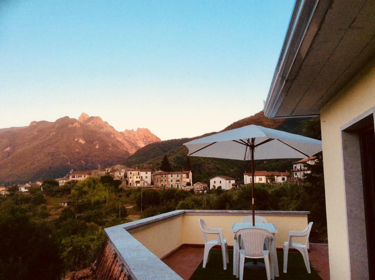 Le Apuane Pension Mezzana  Buitenkant foto