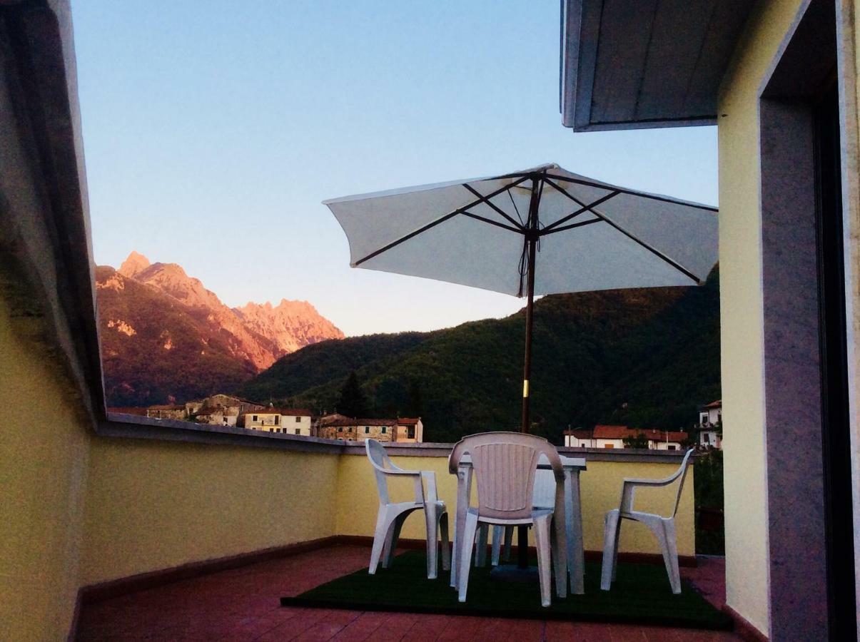 Le Apuane Pension Mezzana  Buitenkant foto