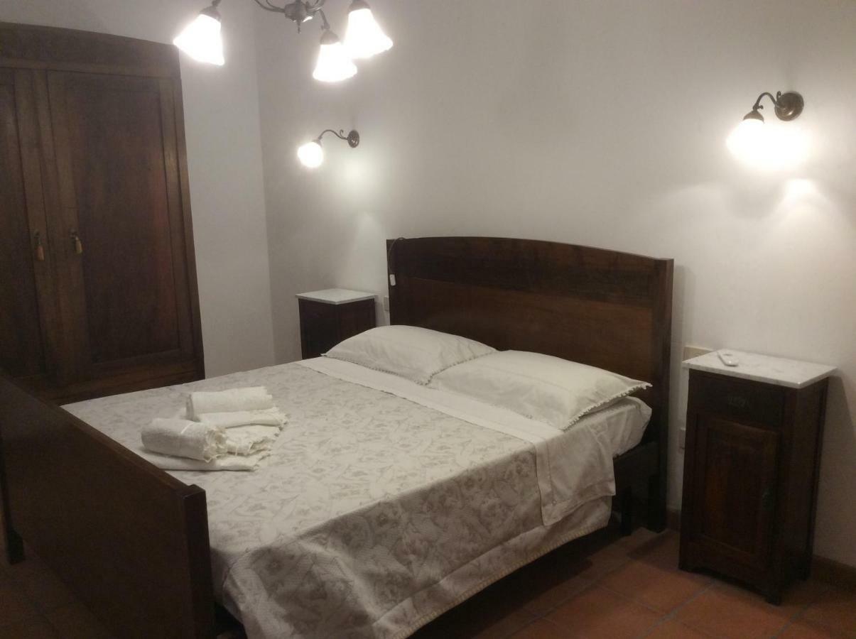Le Apuane Pension Mezzana  Buitenkant foto