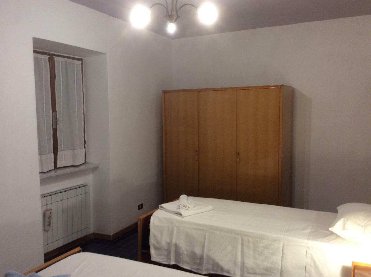 Le Apuane Pension Mezzana  Buitenkant foto