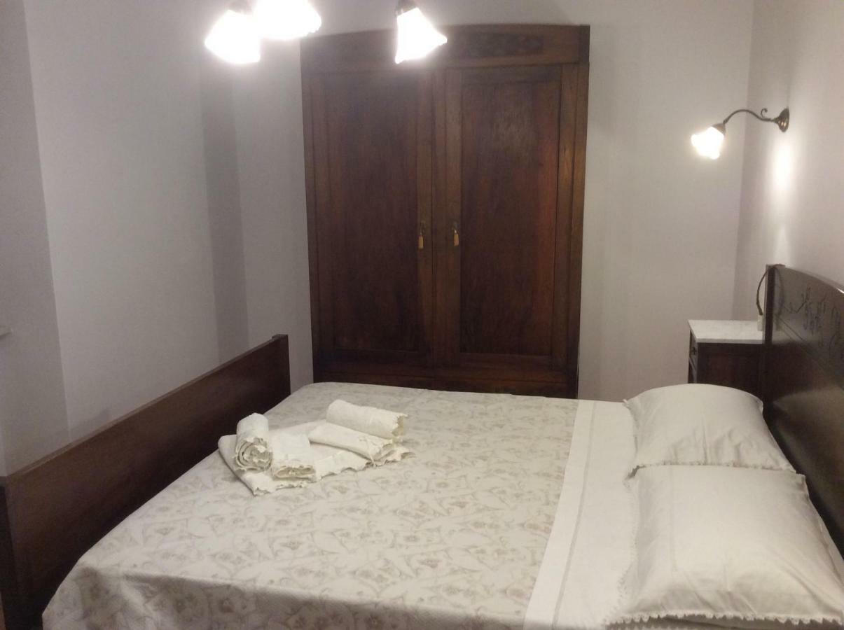 Le Apuane Pension Mezzana  Buitenkant foto